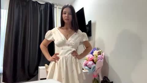 ShyBerry online show from June 18, 5:24 pm