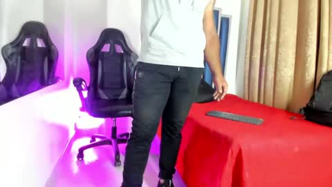 Rances  online show from August 10, 6:31 pm