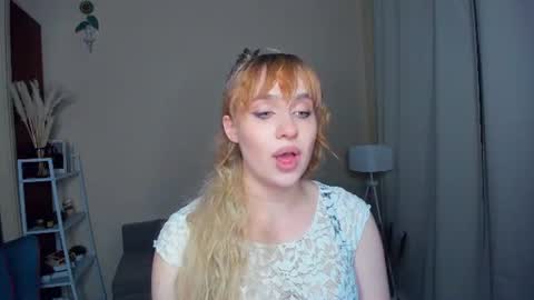 Laura online show from August 18, 2:17 am