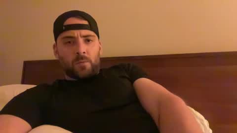 randomdude5950 online show from June 26, 4:27 am