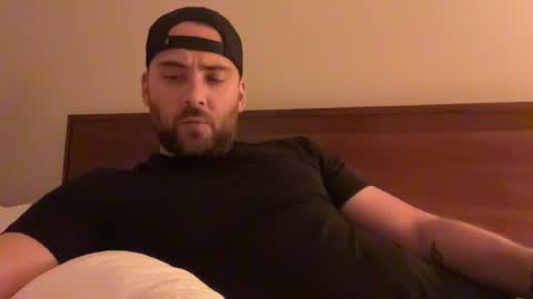 randomdude5950 online show from August 14, 1:42 am