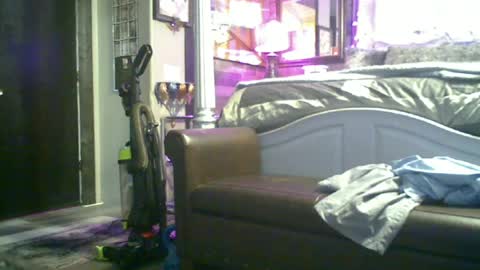 randybater8in online show from July 16, 8:48 am