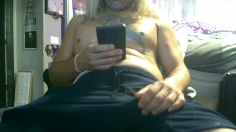 randybater8in online show from July 21, 8:06 am