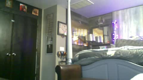 randybater8in online show from August 11, 7:32 am