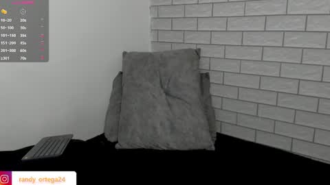 Randy online show from July 28, 10:38 pm