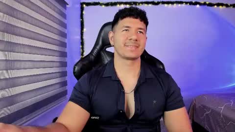 Jonas online show from July 19, 1:13 pm