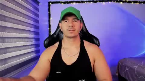Jonas online show from August 3, 3:08 pm