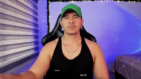 Jonas online show from August 3, 4:14 pm