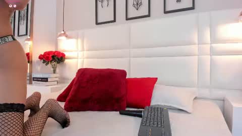 raquel Hyde online show from August 13, 9:51 pm