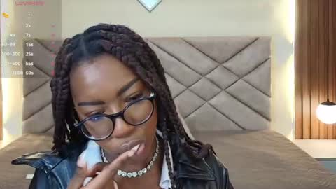 Raquel online show from August 3, 12:23 pm