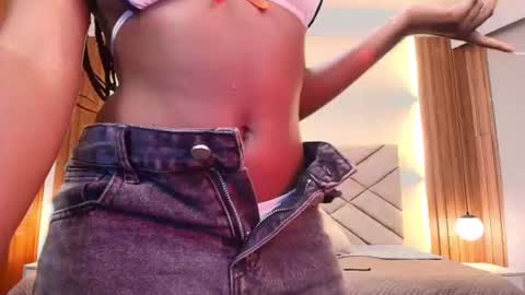Raquel online show from August 12, 5:37 pm