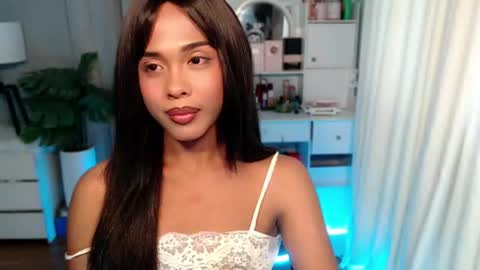 rarebae online show from August 8, 6:35 am