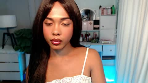 rarebae online show from August 8, 8:03 am