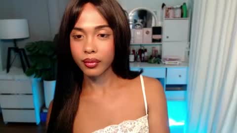 rarebae online show from August 8, 9:09 am