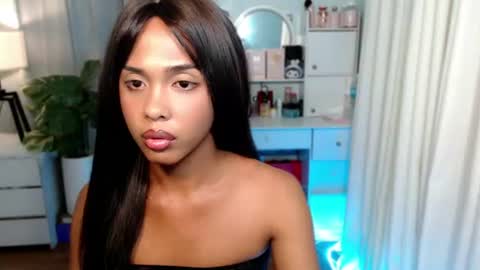 rarebae online show from August 10, 9:55 am