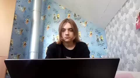 Lora online show from August 7, 4:23 am