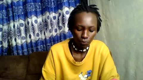 rasta_berry online show from August 3, 5:25 am