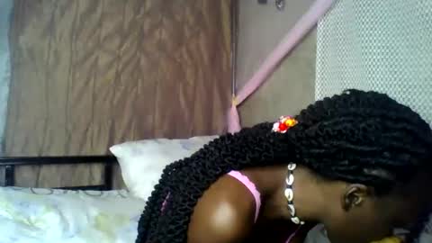 rasta_berry online show from August 9, 3:40 am
