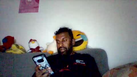 raul2k2 online show from May 16, 11:05 pm
