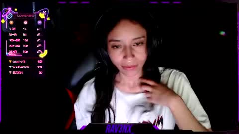   online show from August 3, 8:54 am