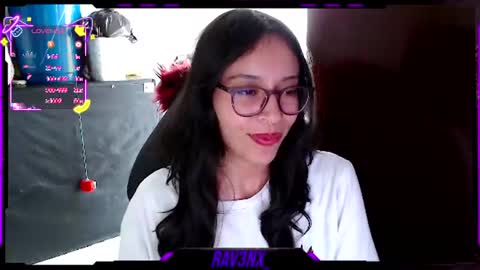   online show from August 5, 9:13 pm