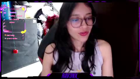   online show from August 6, 9:03 pm