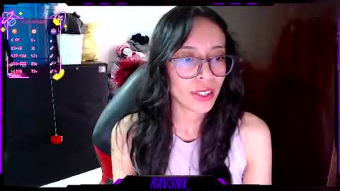   online show from August 7, 9:59 pm