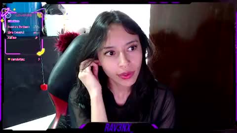   online show from August 9, 9:16 pm