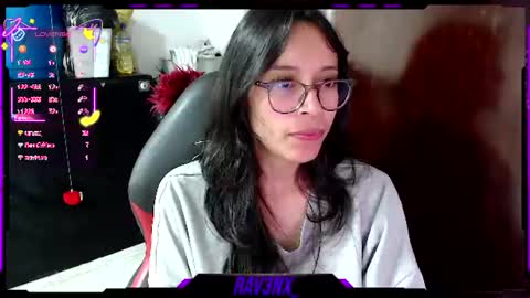   online show from August 9, 11:28 pm