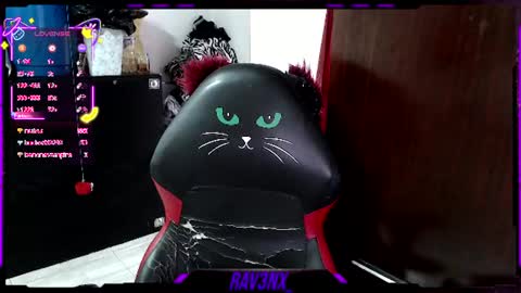   online show from August 14, 10:35 pm