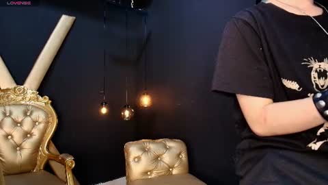 raven_lerofey online show from September 1, 1:23 pm