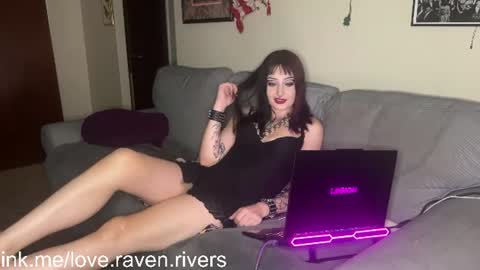 raven_rivers online show from July 25, 2:15 am
