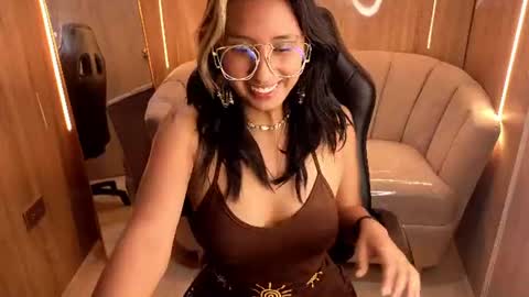raven_stone_cn online show from August 13, 11:19 pm