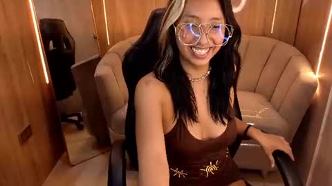 raven_stone_cn online show from August 14, 11:19 pm