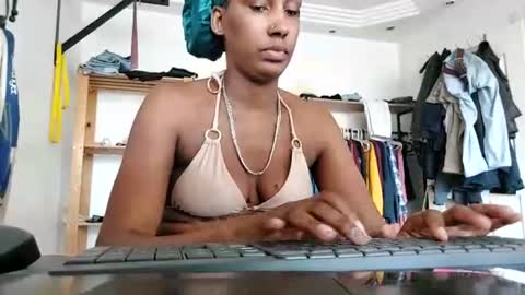 ravenbby online show from July 2, 12:06 pm