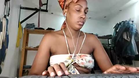 ravenbby online show from July 8, 2:26 am