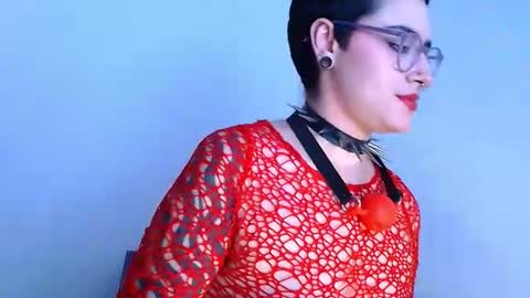 ravendarkness_ online show from July 31, 6:19 am