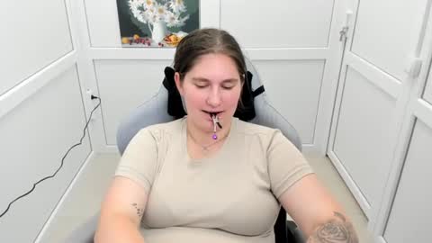 Raven online show from August 7, 9:53 am
