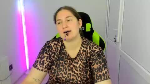 Raven online show from August 14, 7:45 am