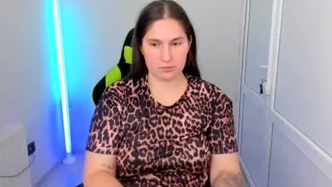 Raven online show from August 14, 11:03 am