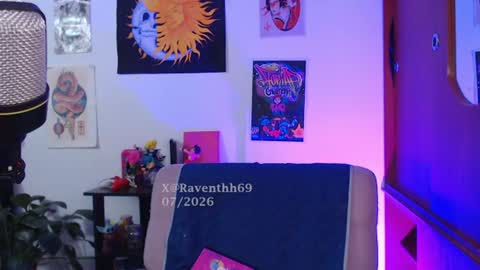raventh_ online show from August 5, 5:05 am