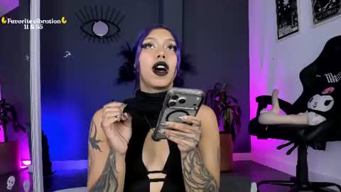 Raven Witch online show from August 13, 9:40 pm