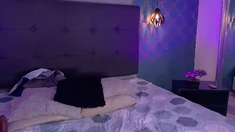 ray_lily online show from August 12, 11:07 pm