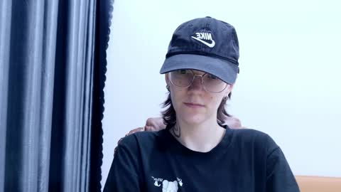 Ray-Ray online show from April 6, 12:31 pm