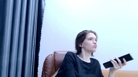 Ray-Ray online show from April 8, 11:09 am