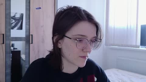 Ray-Ray online show from April 17, 6:31 am
