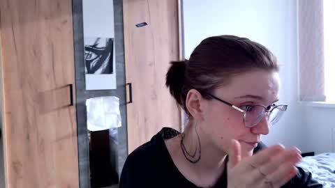 Ray-Ray online show from May 6, 3:46 pm