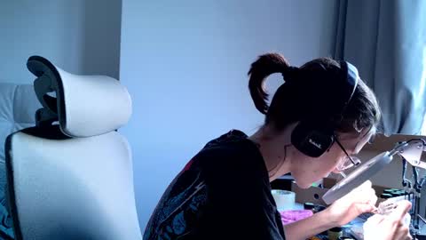 Ray-Ray online show from July 9, 5:40 pm