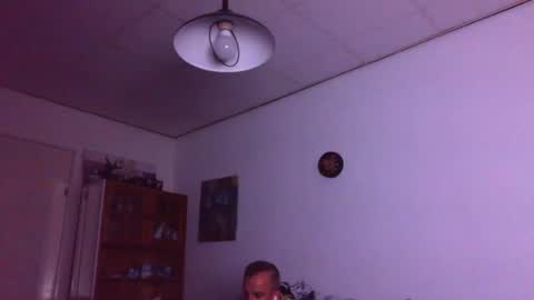 raybarbieri online show from July 28, 12:38 am