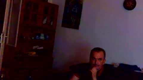 raybarbieri online show from August 4, 8:39 pm